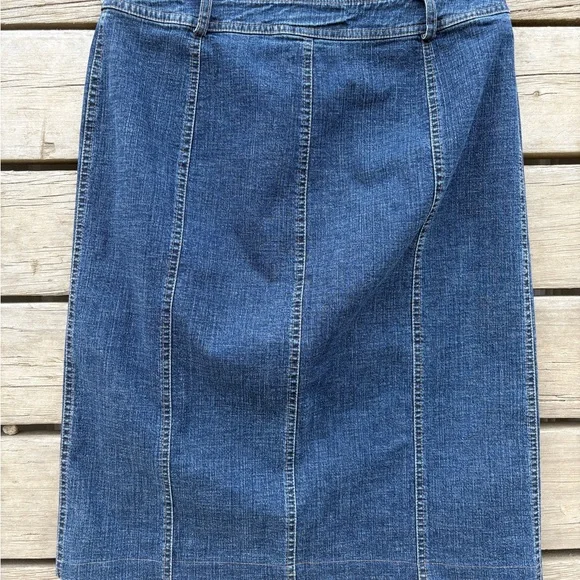 Tribal Stretch Denim Skirt – Size 12 - Picture 9 of 10